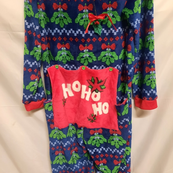 NWOT December 25th Christmas MIstletoe Kiss Me Unionsuit 1 piece fleece XL - Picture 4 of 6
